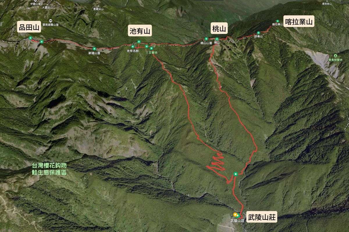 Hikingbook 內建 3D 衛星地圖（Mapbox, OpenStreetMap）