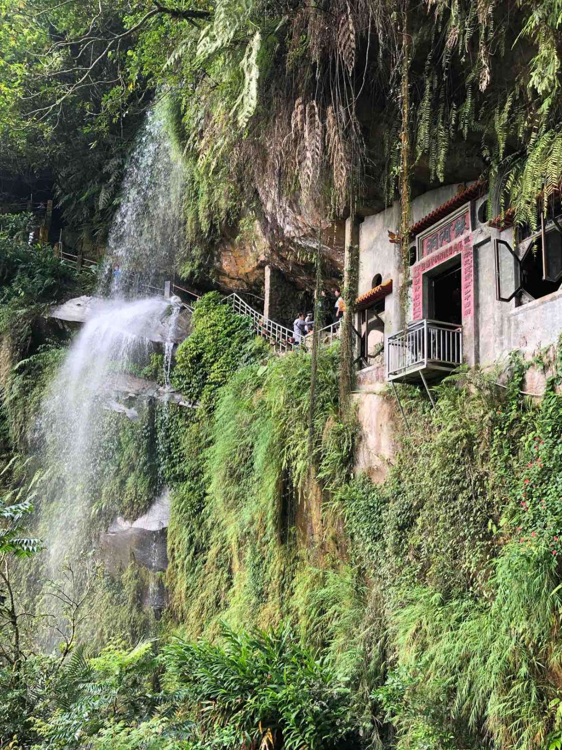 銀河洞越嶺路段，被稱作「最有仙氣」的一條路線。圖＼Stanley Yang